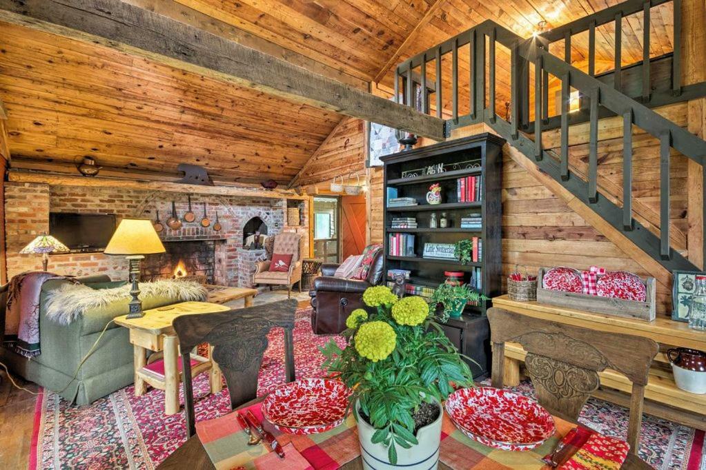 Ginny'S Cabin Spruce Pine Экстерьер фото