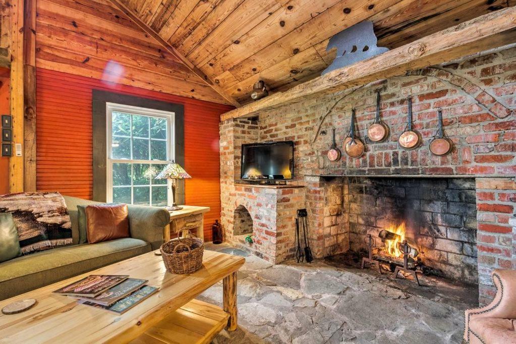Ginny'S Cabin Spruce Pine Экстерьер фото